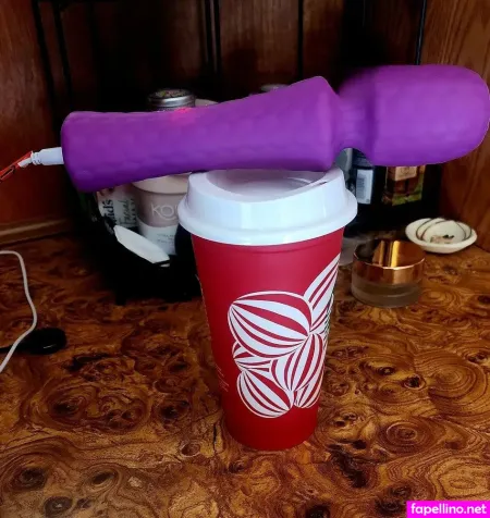 Mrsmeatie33 OnlyFans Thumbnail #BWw2TLR3zH