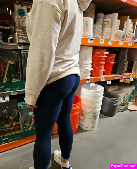 Mrsmeatie33 OnlyFans Thumbnail #HzVEAjpUkw