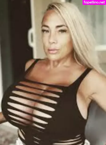 Mrspineapplegoddess 1 OnlyFans Thumbnail #Kzfwly8DJc