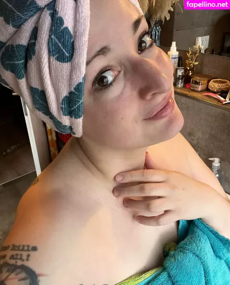 Mrstittykatty OnlyFans Thumbnail #9MZ98c8sOz