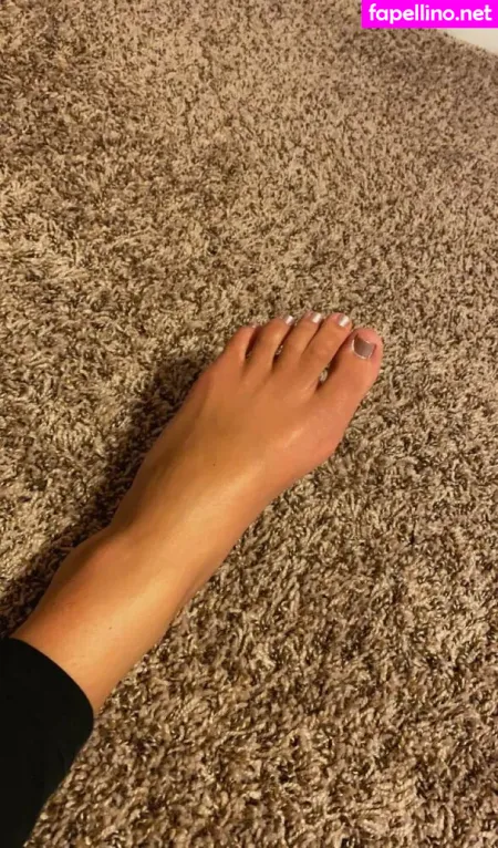 Mrstoes24 OnlyFans Thumbnail #ElhC511itc