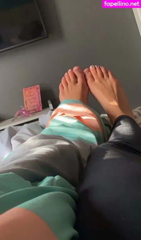 Mrstoes24 OnlyFans Thumbnail #QHJZznLFyd