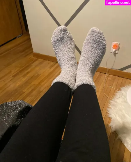 Mrstoes24 OnlyFans Thumbnail #bLIHlhKXuJ