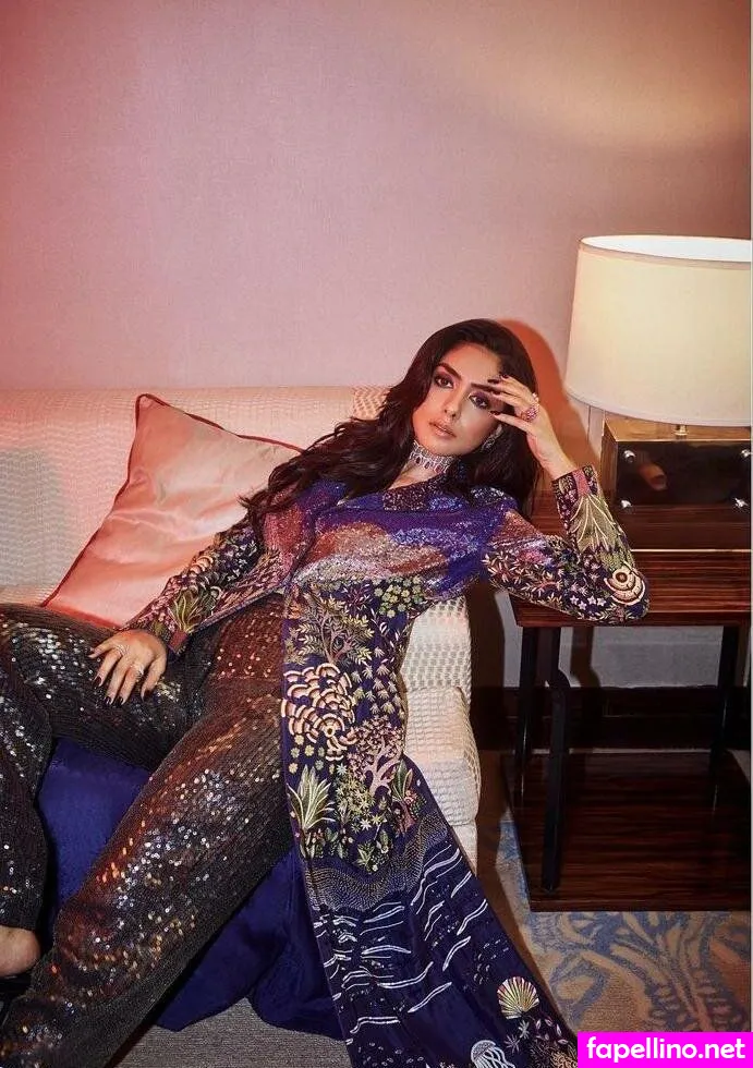 mrunalthakur Nude Leaked OnlyFans Photo #S6zbscm7TD