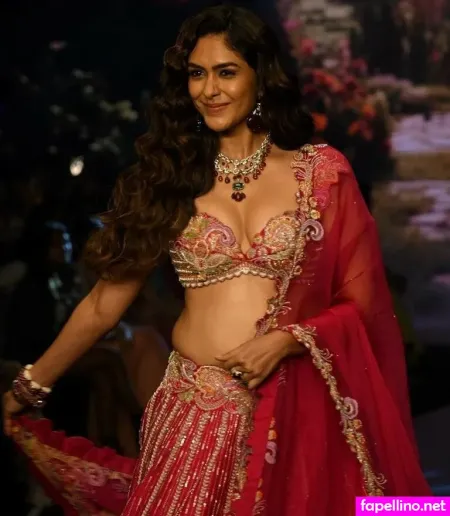 Mrunal Thakur OnlyFans Thumbnail #rmZucIYGfd