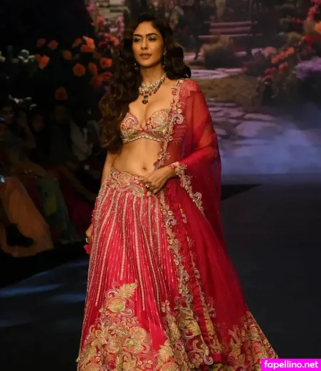 Mrunal Thakur OnlyFans Thumbnail #v9c3nEAkKb