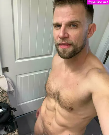 Mrvincekarter OnlyFans Thumbnail #OuxmOCQpkW