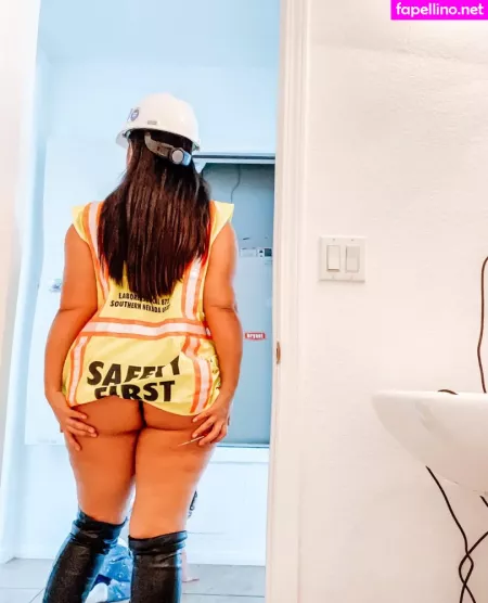 Mrzmoco OnlyFans Thumbnail #KxntixDAjo