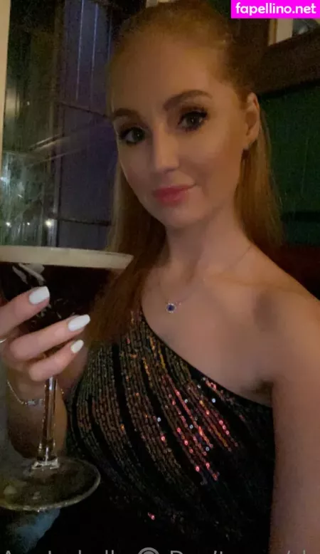 Ms Ava Isabella OnlyFans Thumbnail #q6Hbe9bbEc