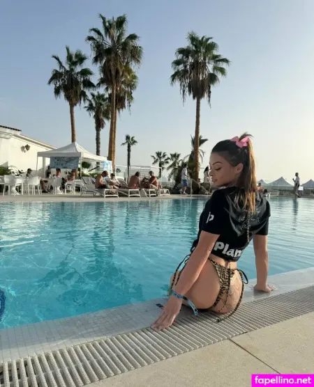 Ms C Uk OnlyFans Thumbnail #9TyQp8W9D9