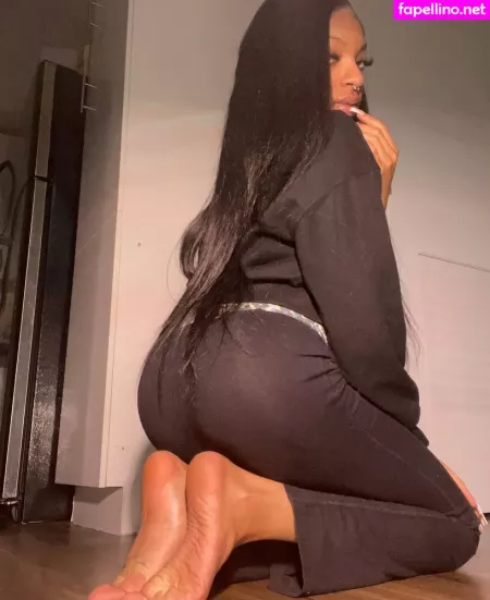 Ms Hazel Marie OnlyFans Thumbnail #Ctrto2ql31