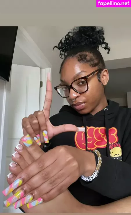 Ms Hazel Marie OnlyFans Thumbnail #p9rk0dm1hC