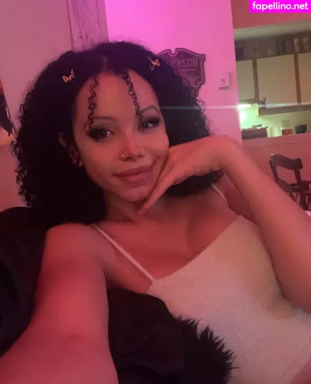 Ms Jade26 OnlyFans Thumbnail #Ucm5kiziHD