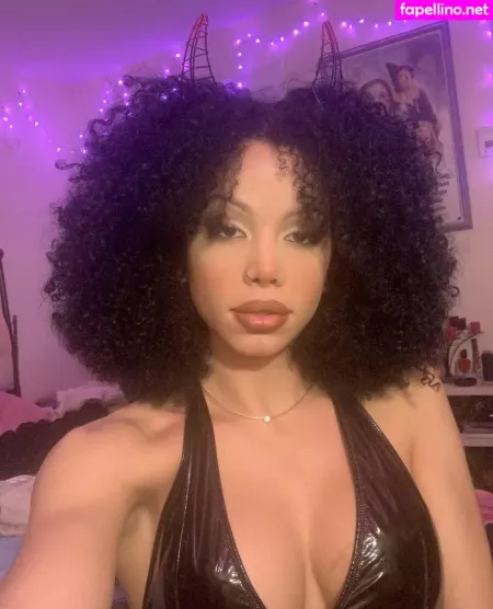 Ms Jade26 OnlyFans Thumbnail #pYKmtgFjwk