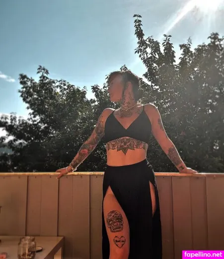 Ms Lxura OnlyFans Thumbnail #L9ZZiLJTKa