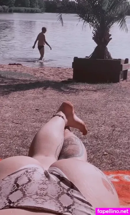 Ms Lxura OnlyFans Thumbnail #MzAaQEsuGo