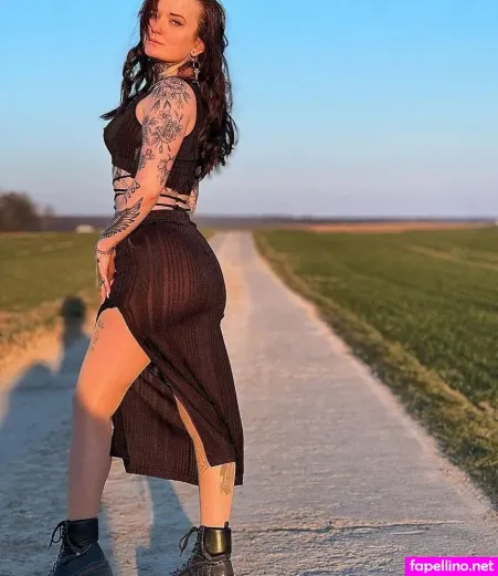 Ms Lxura OnlyFans Thumbnail #NA7z0SqXDm