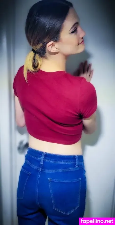 Ms Reefer OnlyFans Thumbnail #5iZYGwYRj2