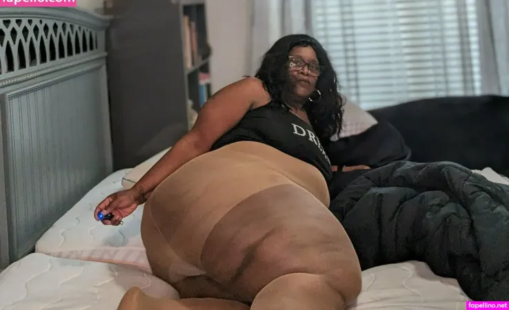 Ms Thickerthan OnlyFans Thumbnail #3YvT7vz9vu