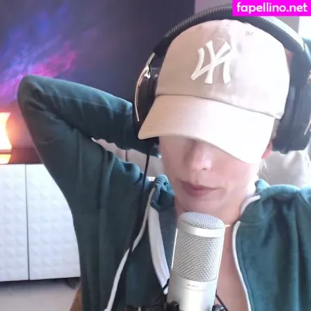 Msamanda OnlyFans Thumbnail #4xQLJg7cVi