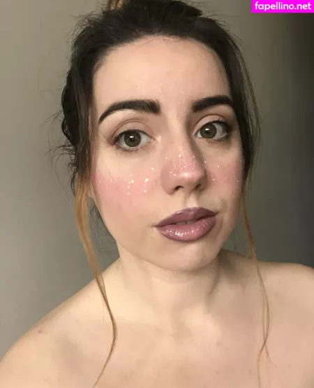 Msannabananafree OnlyFans Thumbnail #OEJWF852w3