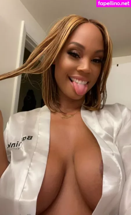 Msaugustskye OnlyFans Thumbnail #j8Kj4DaEuT