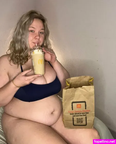 Msblondepiggy OnlyFans Thumbnail #PlKAxhsQ2i
