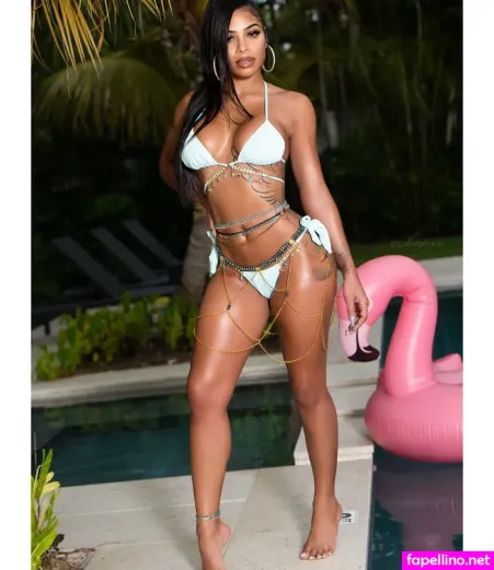 Mscherie Amour OnlyFans Thumbnail #8ehjEbGu3U