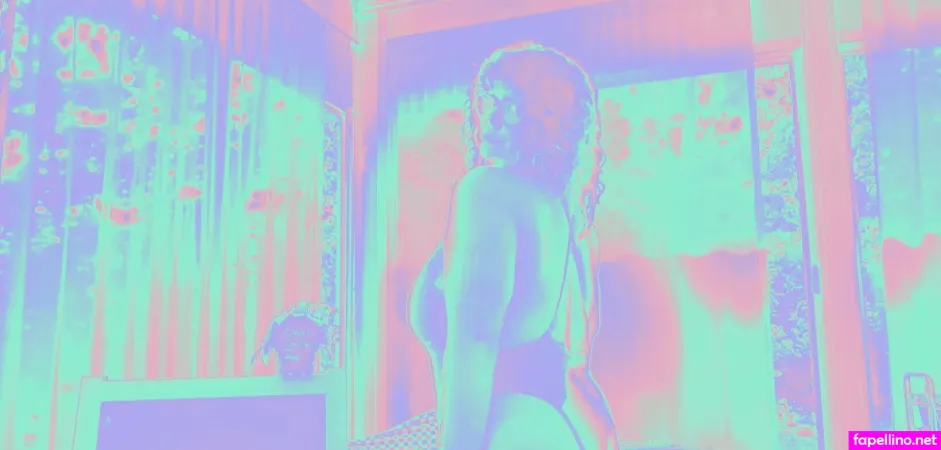 Msfrizle OnlyFans Thumbnail #NnML9p01Gi