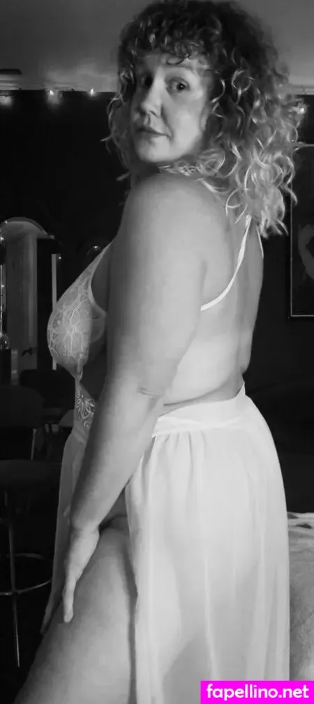 Msfrizle OnlyFans Thumbnail #jRSLUzlj5Z