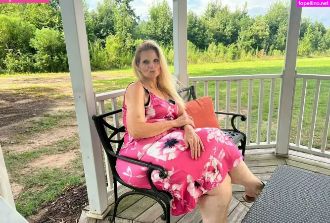 Msjuicypear OnlyFans Thumbnail #7jBPxeJXzQ