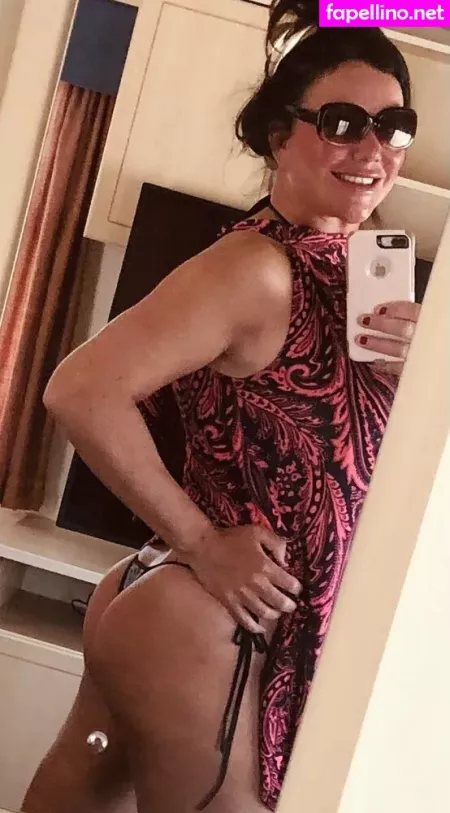 Mslisaappleton OnlyFans Thumbnail #mWs4P7DS74