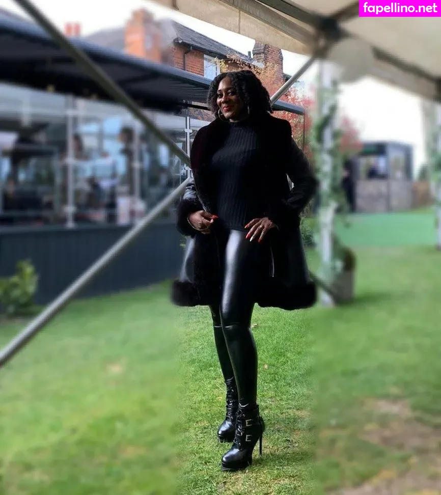 misslorraine__, mslorraineldn Nude Leaked OnlyFans Photo #E68kC2gpgH