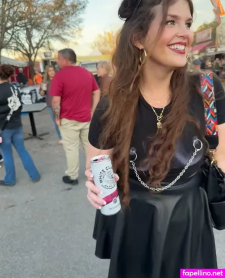 Msmiabb OnlyFans Thumbnail #1PveJxl4TZ