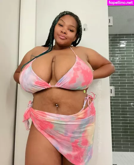 Msmoodybb OnlyFans Thumbnail #37o2H7z6YL