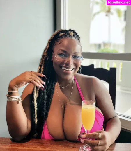 Msolurin OnlyFans Thumbnail #U7Qf9Kag3c