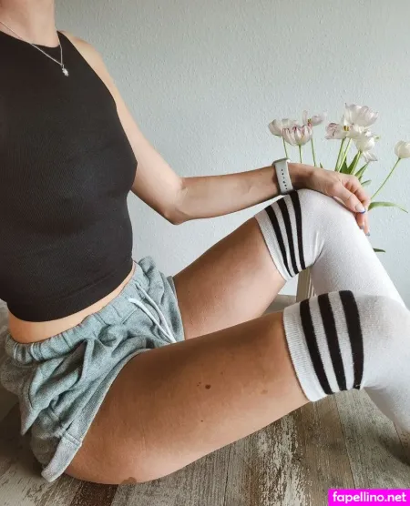 Mspeachysophie 4 OnlyFans Thumbnail #fEClOunkP5