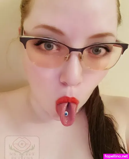 Mspoppybuttons OnlyFans Thumbnail #tjWZpsHk6A