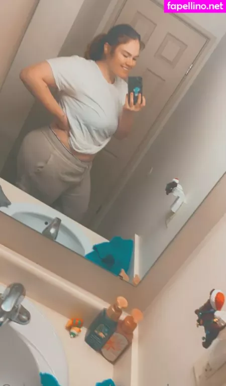 Msrosalynquinn555 OnlyFans Thumbnail #RdfSsG0M7K