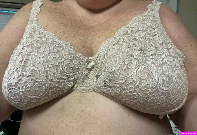 Mssquishy4u OnlyFans Thumbnail #KsK11mdjfp