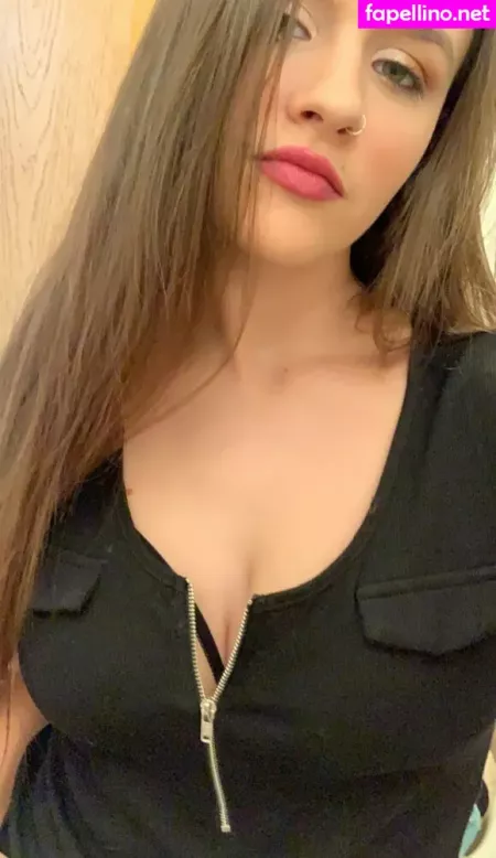 Msstealyagirl OnlyFans Thumbnail #nGBJwmVzLo