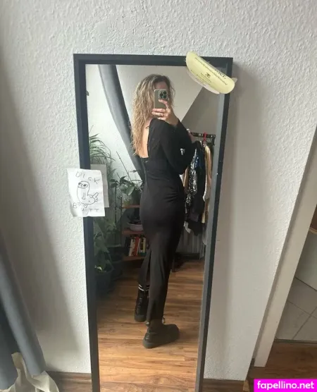 Mssweetfeet OnlyFans Thumbnail #EIqNzba911