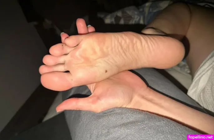 Mssweetfeet OnlyFans Thumbnail #c7srzoc8gu