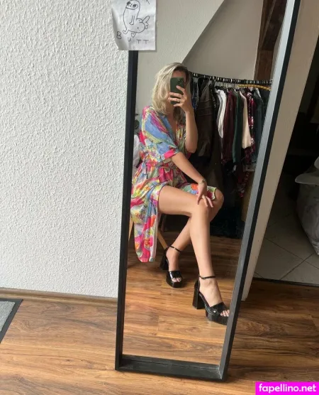 Mssweetfeet OnlyFans Thumbnail #kSszK53aAI