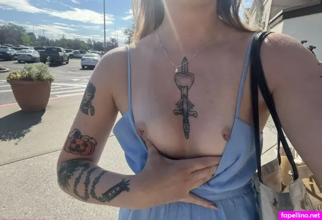 Msvioletvixxen OnlyFans Thumbnail #4dDpzFDYbA