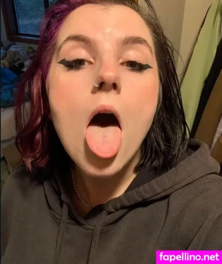 Msvioletvixxen OnlyFans Thumbnail #KAXDdKlW62
