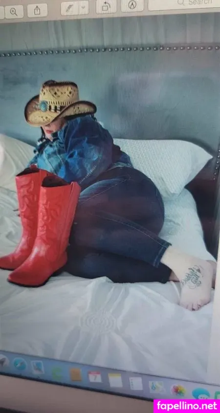 Muddeaglesbrat OnlyFans Thumbnail #qLbgwxv8gF