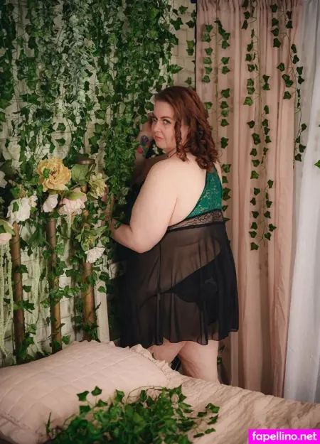 Muddeaglesbrat OnlyFans Thumbnail #sKYuIjXi3I