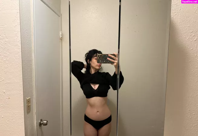 Muhlizza OnlyFans Thumbnail #7sEF0ZGIbb