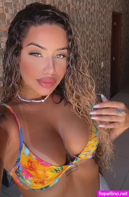 Muito Linda OnlyFans Thumbnail #McTB0TSuJV